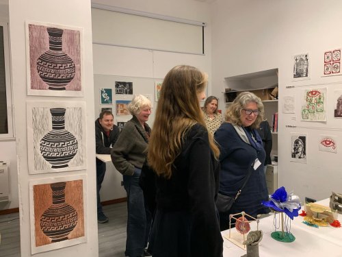 Carousel post from aur_arts.