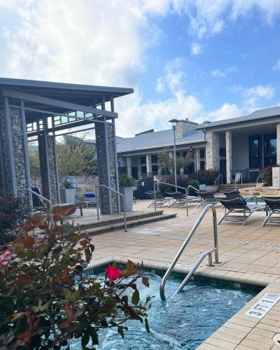 Photo post from highlineaustin.