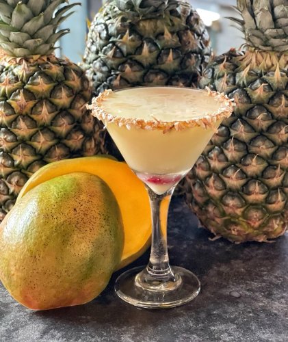 Photo post from laurasbarandgrill.