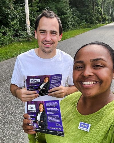 Photo post from electdelmarinalopez.
