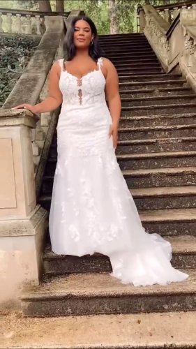 Video post from thecurvybridenj.