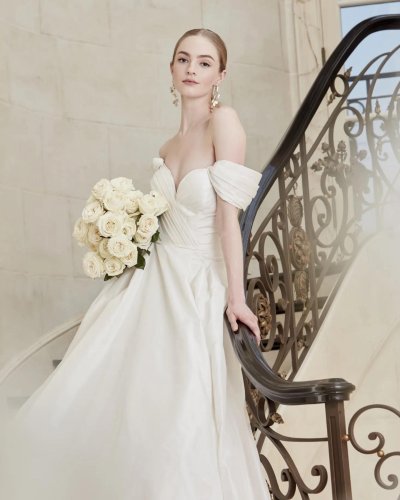 Photo post from jolibride.