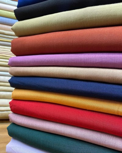 Carousel post from akbar_fabrics_.