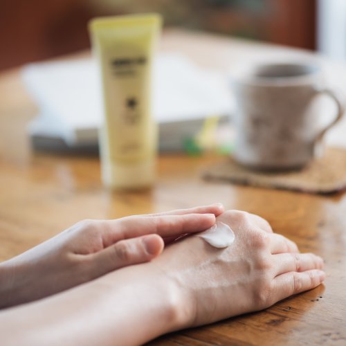 Carousel post from dermed_official.