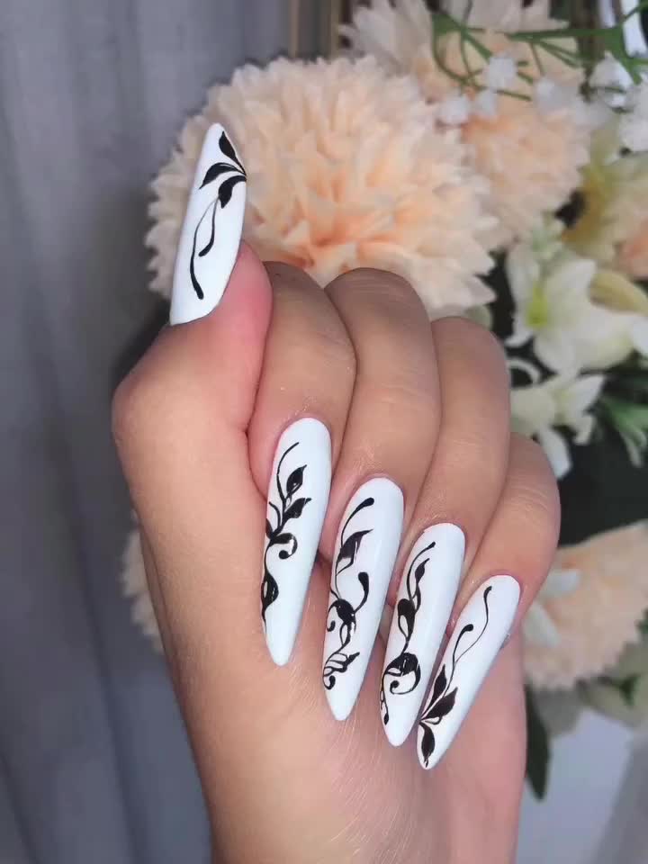 Video post from desaronsalon.