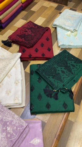 Video post from akbar_fabrics_.