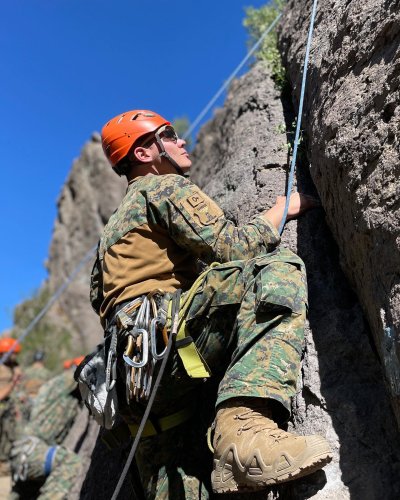 Carousel post from escuelamilitaroficial.