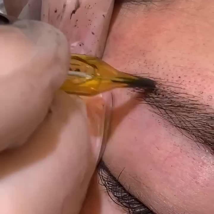 Video post from desaronsalon.