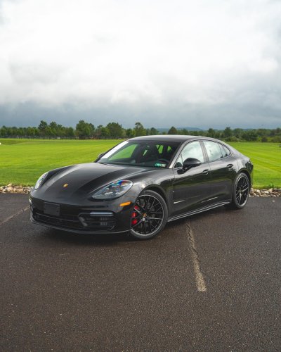 Carousel post from porschewarrington.