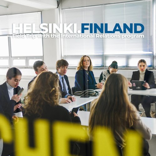 Carousel post from aurrome.