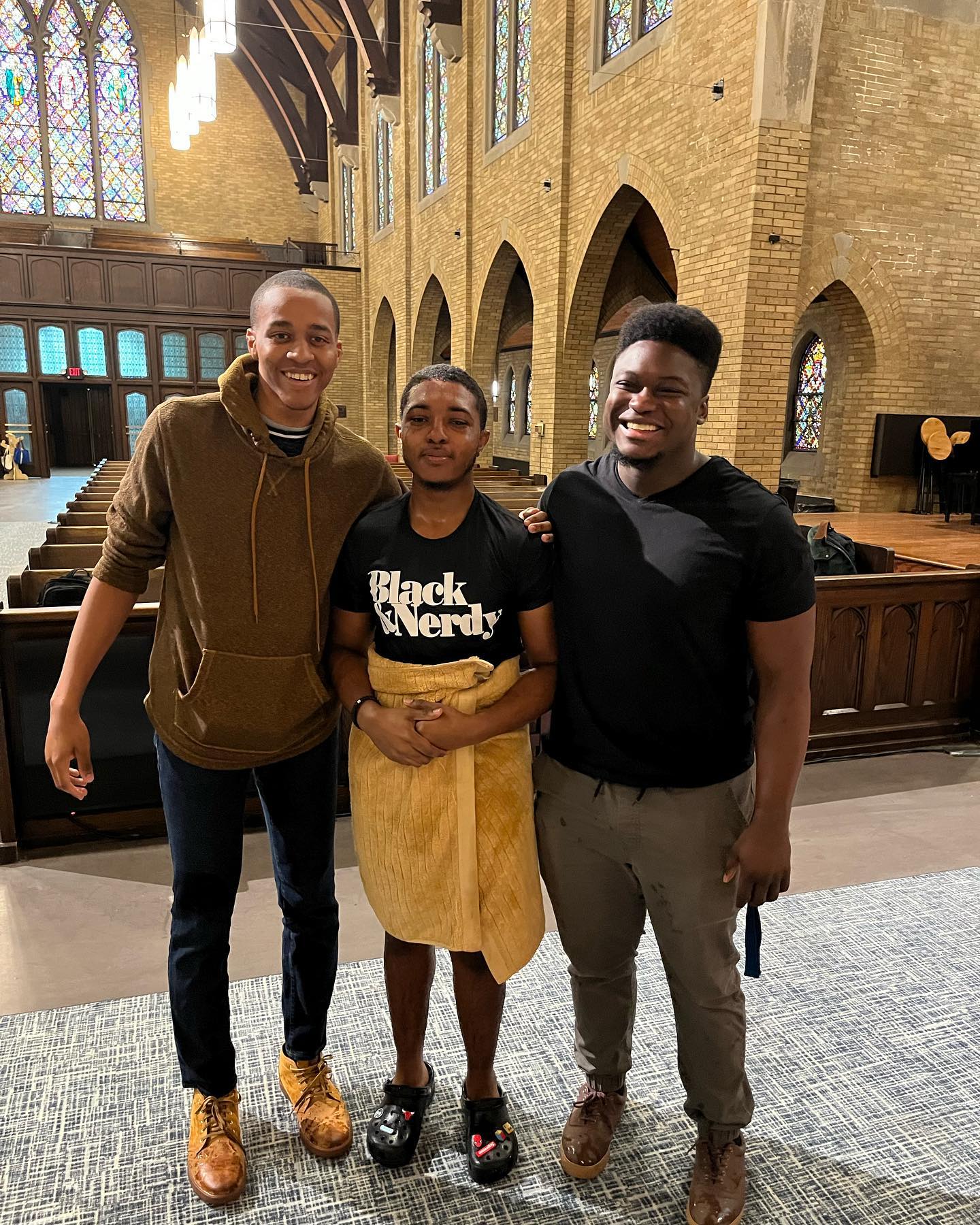 Carousel post from ao.chicago.