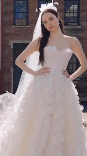 Video post from jolibride.