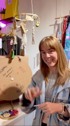 Video post from dotnsquare_vintage.