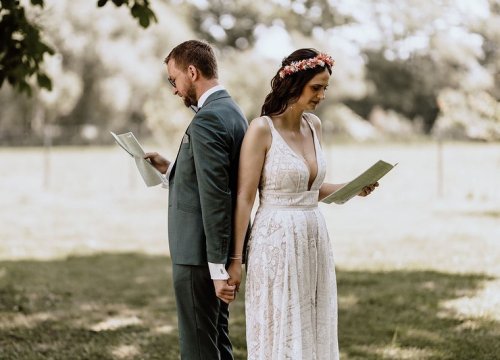 Carousel post from suesseboutique.