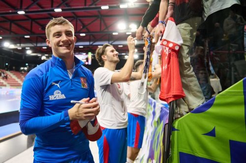 Carousel post from Český florbal.