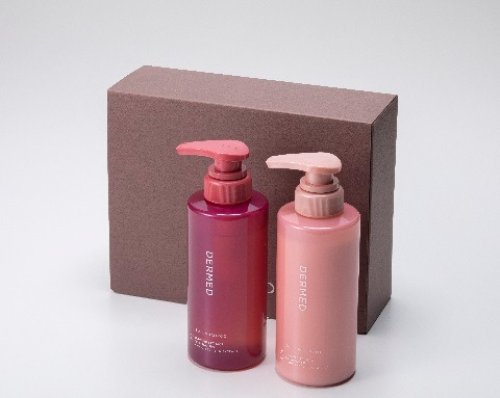 Carousel post from 三省製薬　デルメッド.