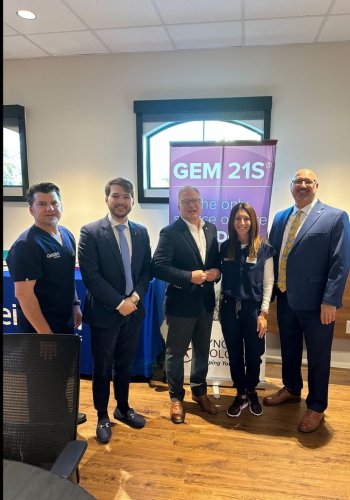Carousel post from Geistlich Biomaterials - North America.