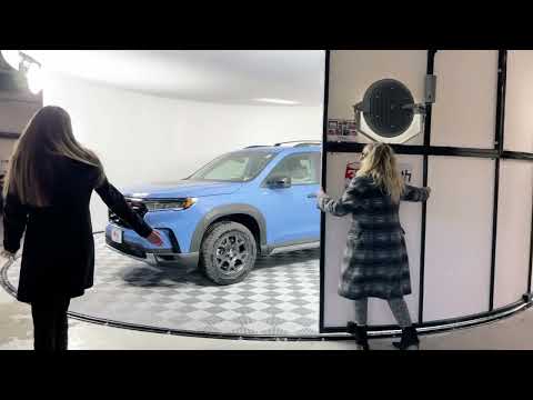 Video post from Apple Honda.