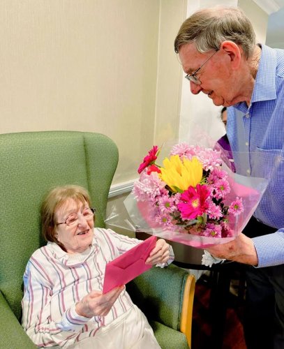 Carousel post from Foxland Grange Care Home.