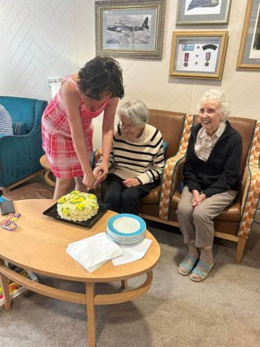 Carousel post from Oat Hill Mews Care Home.