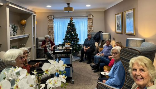 Carousel post from Oat Hill Mews Care Home.