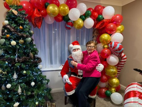 Carousel post from Oat Hill Mews Care Home.