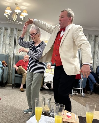 Carousel post from Oat Hill Mews Care Home.