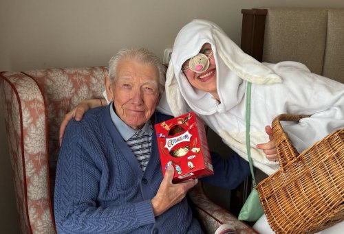 Carousel post from Oat Hill Mews Care Home.