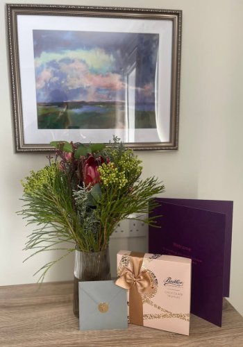 Carousel post from Oat Hill Mews Care Home.