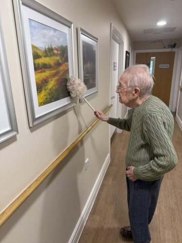 Photo post from Hollins Park Care Home.