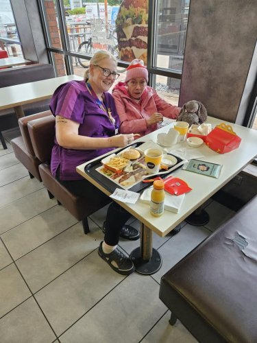 Photo post from Hollins Park Care Home.