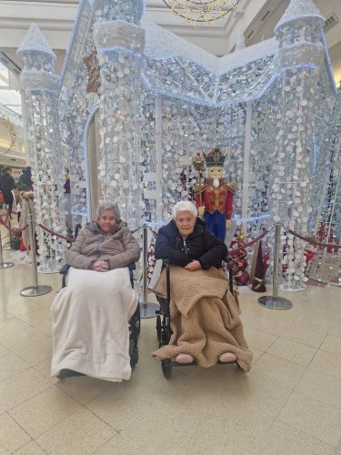 Carousel post from Grangewood Care Home.