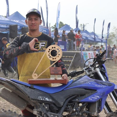 Carousel post from Yamaha Racing Philippines.