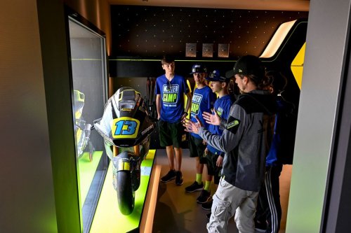 Carousel post from Yamaha Racing Philippines.