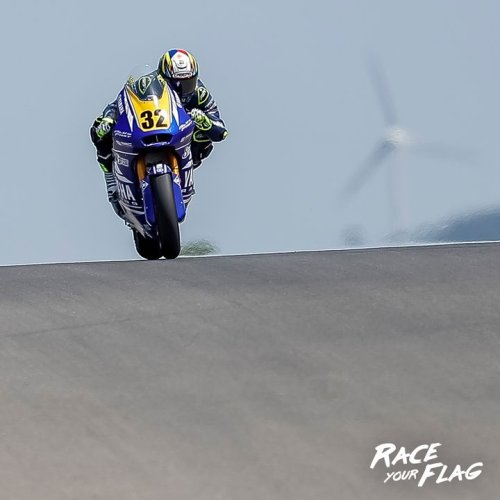 Carousel post from Yamaha Racing Philippines.