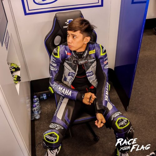 Carousel post from Yamaha Racing Philippines.