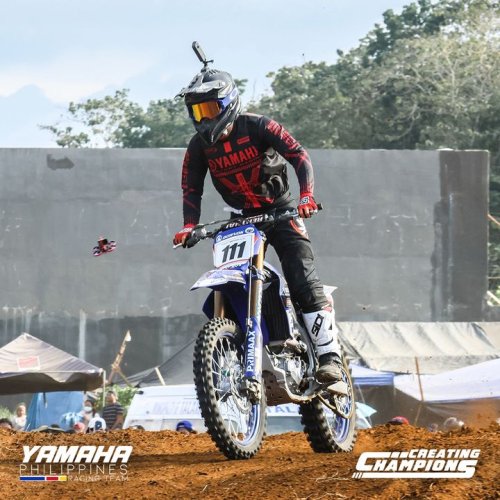 Carousel post from Yamaha Racing Philippines.