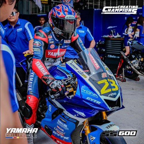 Carousel post from Yamaha Racing Philippines.