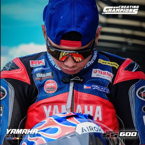 Carousel post from Yamaha Racing Philippines.