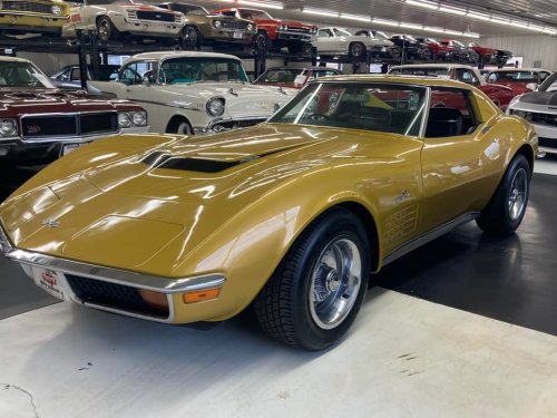 Carousel post from Ohio Corvettes and Muscle Cars.