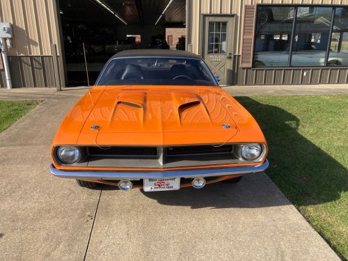Carousel post from Ohio Corvettes and Muscle Cars.