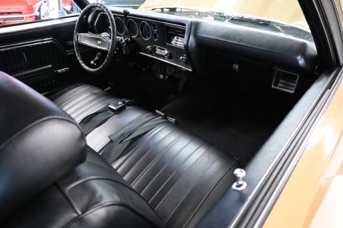 Carousel post from Ohio Corvettes and Muscle Cars.