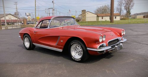 Carousel post from Ohio Corvettes and Muscle Cars.
