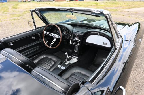 Carousel post from Ohio Corvettes and Muscle Cars.
