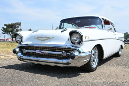 Carousel post from Ohio Corvettes and Muscle Cars.