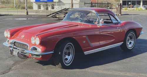 Carousel post from Ohio Corvettes and Muscle Cars.
