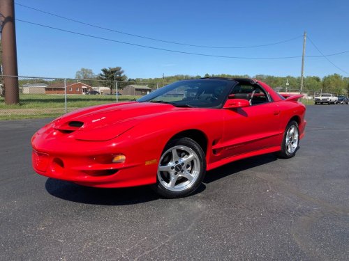 Carousel post from Ohio Corvettes and Muscle Cars.