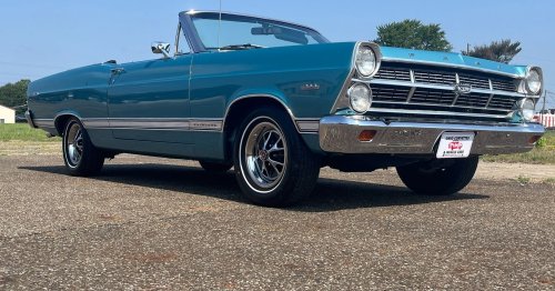 Carousel post from Ohio Corvettes and Muscle Cars.