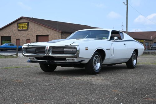 Carousel post from Ohio Corvettes and Muscle Cars.
