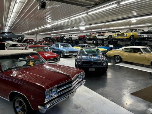 Carousel post from Ohio Corvettes and Muscle Cars.